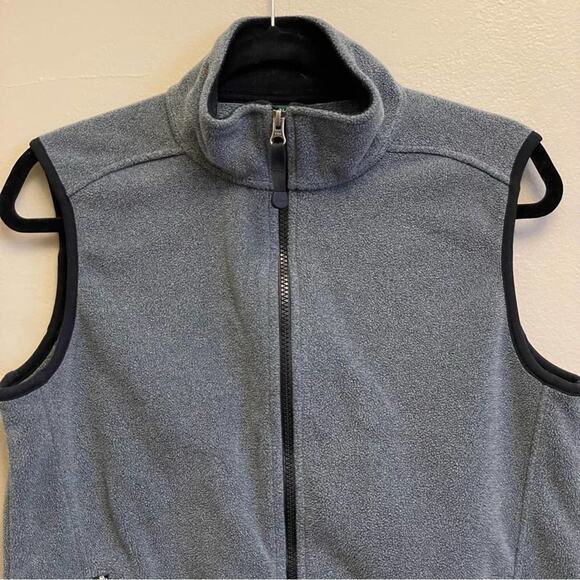 L.L. Bean S gray turtleneck vest fleece zipper - Picture 2 of 7
